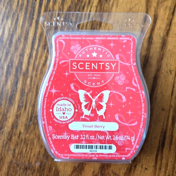 👀50% OFF🎅💀♨️👃🔌NWT‼️Scentsy " Santa Jack Skellington" Mini Warmer w/ Wax Bar - Picture 4 of 16